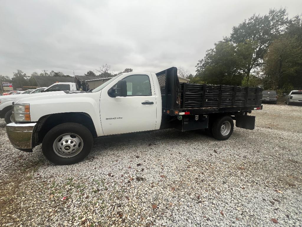 2014 Chevrolet Silverado 3500 Chassis Cab Work Truck's photo
